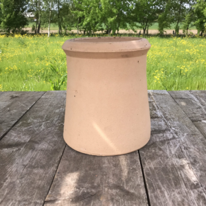 Buff chimney pot